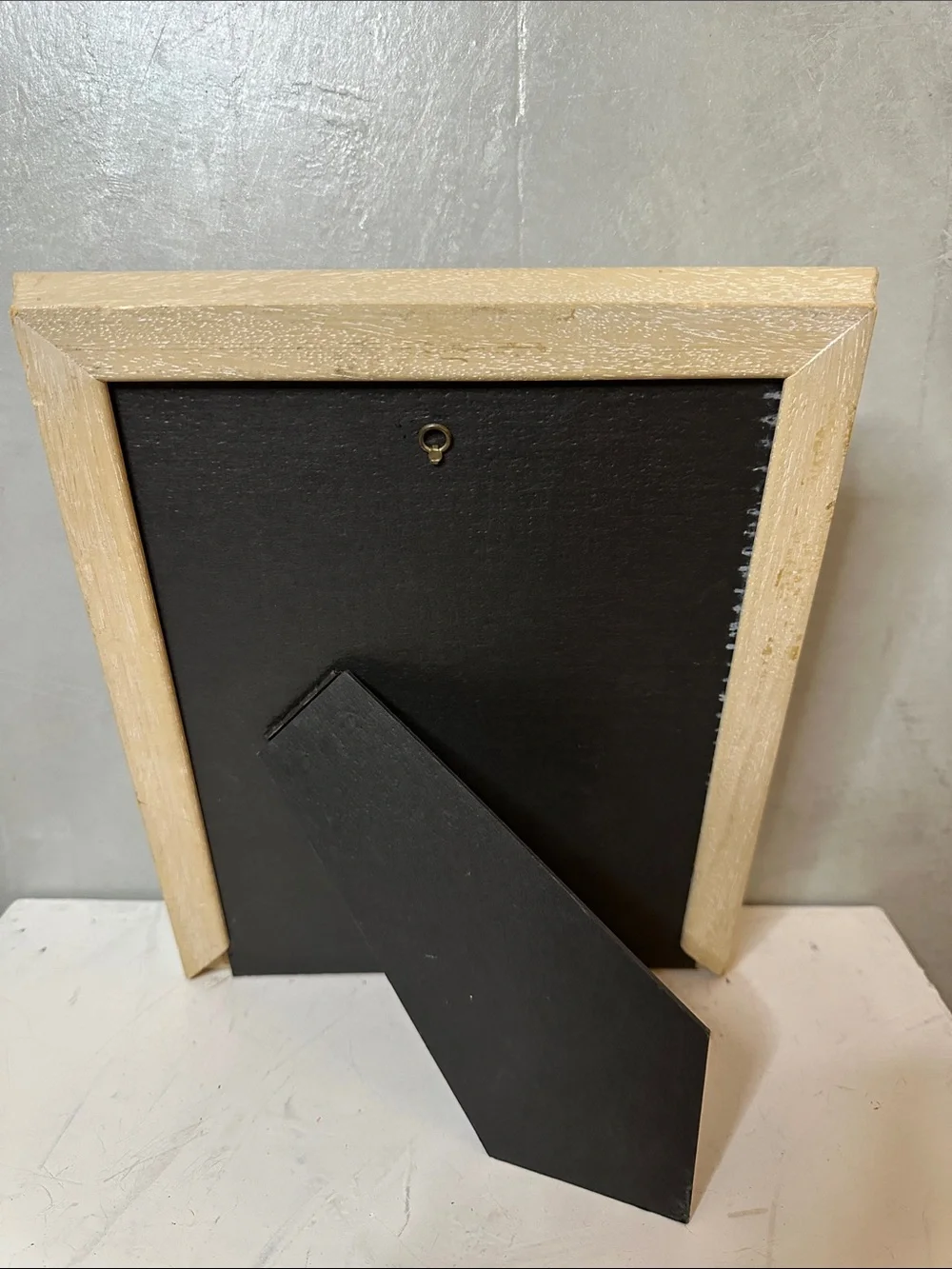 Vintage IVORY Wood Picture Frame FITS 8X10 FREE STANDING/ HANGING